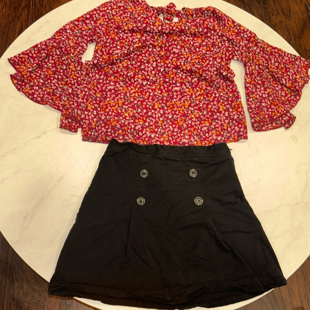Place Black Girls Skirt 10 with bonus shirt